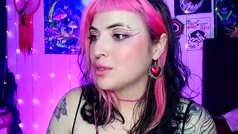 MISS LUNA  online show from February 24, 2025, 6:27 am