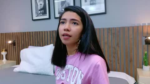 Snapshot of luna_roja25 chatting on December 17, 2025, 1:39 pm LUNA online show from December 17, 2025, 1:39 pm