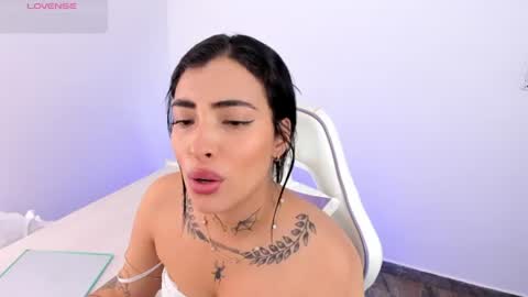luna rose online show from June 30, 2026, 12:44 am
