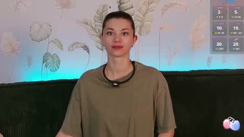 luna_smille online show from July 1, 2026, 7:43 am