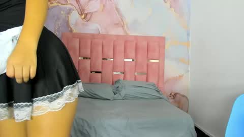 Snapshot of luna_sweeett_ chatting on February 5, 2025, 12:06 pm Luna online show from February 5, 2025, 12:06 pm