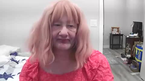 Luna online show from February 21, 2025, 11:10 pm