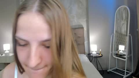 Luna online show from April 15, 2026, 11:17 am