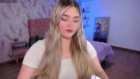 Snapshot of luna_volk chatting on March 24, 2026, 3:00 am Luna online show from March 24, 2026, 3:00 am