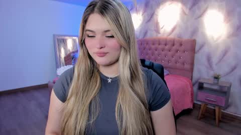 Snapshot of luna_volk chatting on April 1, 2026, 3:40 am Luna online show from April 1, 2026, 3:40 am