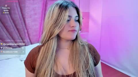 Snapshot of luna_volk chatting on April 5, 2026, 4:59 pm Luna online show from April 5, 2026, 4:59 pm