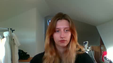 Snapshot of luna_xsensual chatting on January 2, 2025, 10:58 am L U N A online show from January 2, 2025, 10:58 am