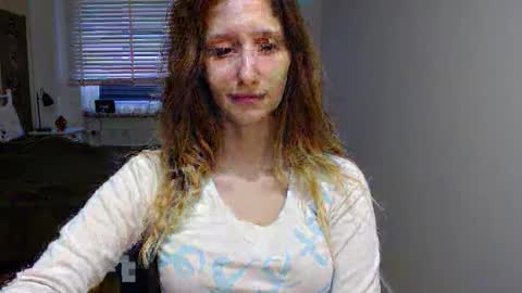 Snapshot of luna_xsensual chatting on October 1, 2025, 5:46 am L U N A online show from October 1, 2025, 5:46 am