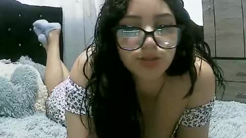Snapshot of lunaa_sub chatting on January 24, 2025, 9:37 pm lunaa_sub online show from January 24, 2025, 9:37 pm