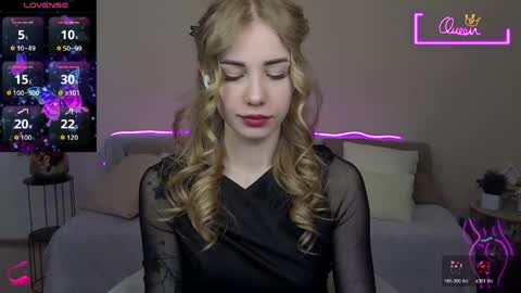 Snapshot of lunabelli chatting on April 27, 2026, 6:33 am LunaBelli online show from April 27, 2026, 6:33 am