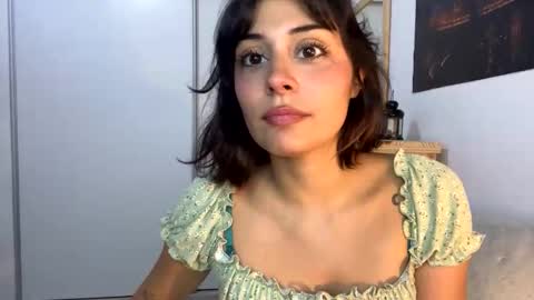 Snapshot of lunafox07 chatting on February 25, 2025, 12:47 am lunafox07 online show from February 25, 2025, 12:47 am