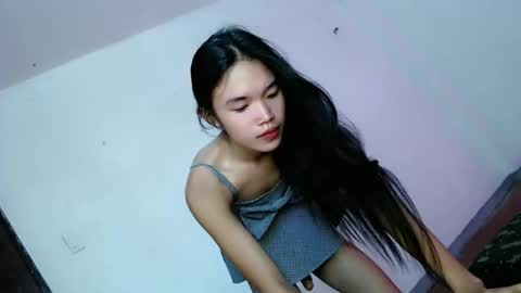 lunafoxx_ online show from February 16, 2026, 10:28 pm
