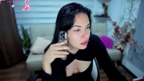 Luna online show from October 28, 2025, 12:25 am