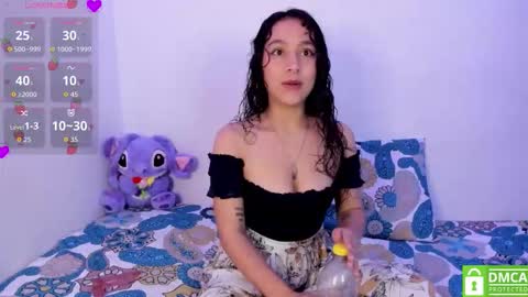 Snapshot of lunandrew chatting on October 21, 2025, 1:50 am Luna Mendez Andrew Cemar online show from October 21, 2025, 1:50 am