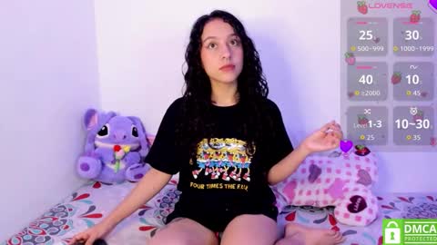 Snapshot of lunandrew chatting on December 14, 2025, 2:50 am Luna Mendez Andrew Cemar online show from December 14, 2025, 2:50 am