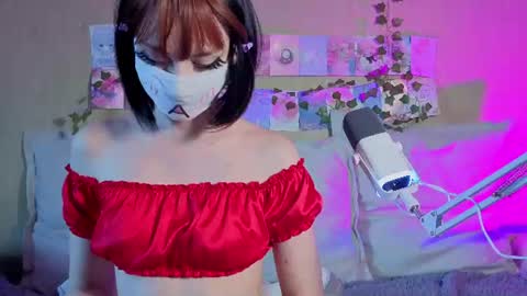 Luna online show from June 14, 2026, 1:46 pm