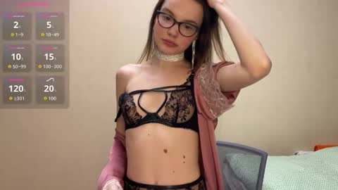 Snapshot of lunaorchid chatting on October 20, 2025, 9:04 pm Ksenya online show from October 20, 2025, 9:04 pm