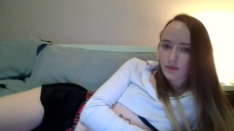 Snapshot of lunapixie2020 chatting on February 12, 2025, 1:09 am lunapixie2020 online show from February 12, 2025, 1:09 am