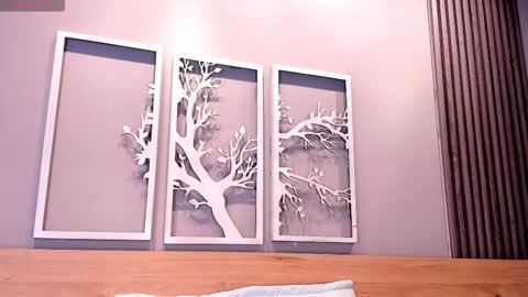 Snapshot of lunar_leen chatting on December 17, 2025, 6:58 pm Luna online show from December 17, 2025, 6:58 pm