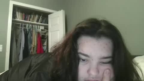 Snapshot of lunar_nightstar chatting on October 15, 2025, 1:06 am lunar_nightstar online show from October 15, 2025, 1:06 am