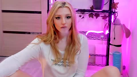 Kate online show from January 10, 2025, 2:46 am