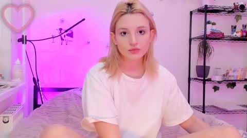 Kate online show from February 27, 2025, 3:58 am