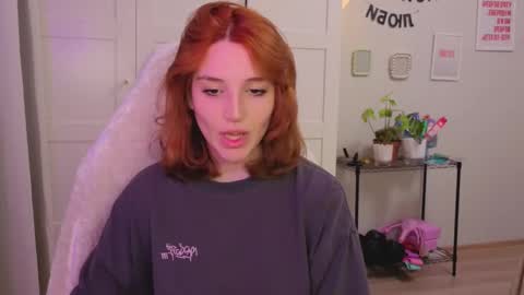 Snapshot of lunatale chatting on February 11, 2026, 2:11 pm Kate online show from February 11, 2026, 2:11 pm