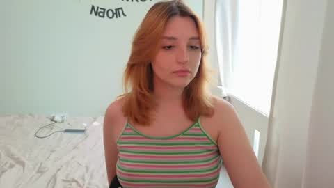 Snapshot of lunatale chatting on June 14, 2026, 12:51 pm Kate online show from June 14, 2026, 12:51 pm