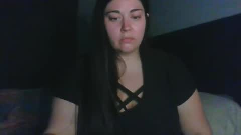 lunatittz online show from May 19, 2026, 3:46 am