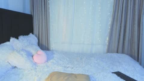 Snapshot of lunavelvet7 chatting on February 24, 2026, 5:22 pm lunavelvet7 online show from February 24, 2026, 5:22 pm