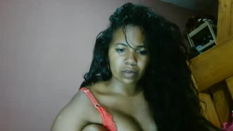 luniah online show from May 3, 2026, 7:09 pm