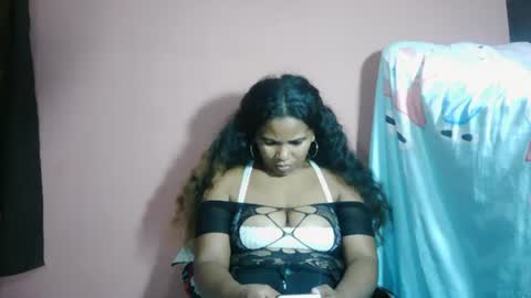 luniah online show from May 11, 2026, 4:04 pm
