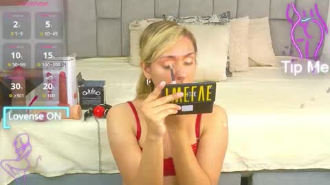 lunitadiva online show from November 6, 2025, 2:40 pm