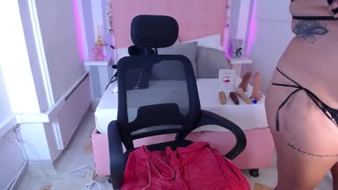 lunna_boobs20 online show from November 8, 2025, 5:07 am