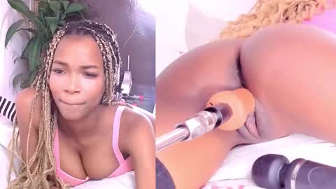 Snapshot of lunna_thomson chatting on February 12, 2026, 4:24 pm lunna online show from February 12, 2026, 4:24 pm