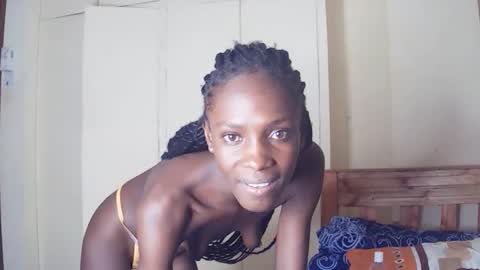Snapshot of lupitalion chatting on May 28, 2026, 7:33 pm Lion online show from May 28, 2026, 7:33 pm