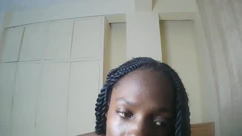 Snapshot of lupitalion chatting on May 30, 2026, 7:44 pm Lion online show from May 30, 2026, 7:44 pm