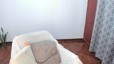 PAULINA online show from October 22, 2025, 8:08 pm