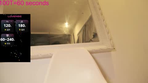 Snapshot of lusciouslipsxx chatting on September 29, 2025, 5:56 am lusciouslipsxx online show from September 29, 2025, 5:56 am