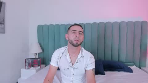 Snapshot of lushian_luna chatting on September 26, 2025, 2:32 pm Lushian And Luna online show from September 26, 2025, 2:32 pm