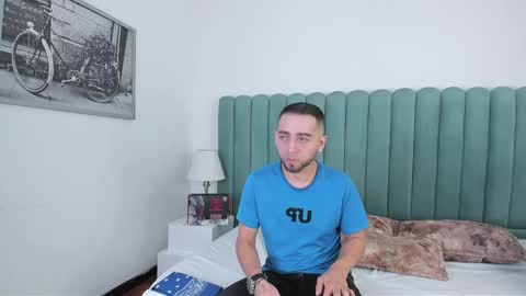 Snapshot of lushian_luna chatting on October 4, 2025, 2:48 pm Lushian And Luna online show from October 4, 2025, 2:48 pm