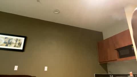 Snapshot of lust_j chatting on December 1, 2025, 4:28 am LUST online show from December 1, 2025, 4:28 am