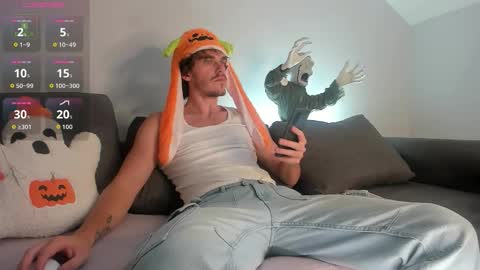 Snapshot of lustfullooking chatting on October 19, 2025, 11:11 am lustfullooking online show from October 19, 2025, 11:11 am