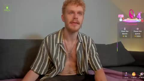 lustfullooking online show from May 9, 2026, 11:15 am