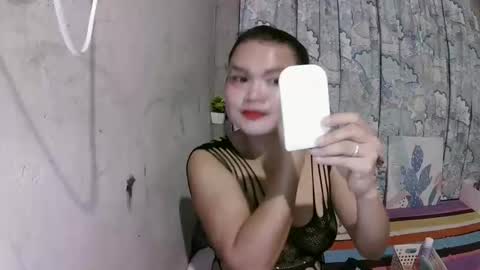 Flora Mae online show from February 15, 2026, 2:14 pm