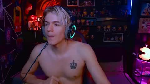 lustymatt online show from October 17, 2025, 6:38 am