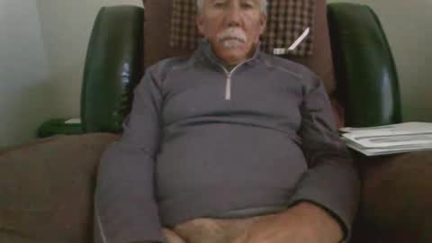 Snapshot of luv269er chatting on December 10, 2024, 7:22 pm luv269er online show from December 10, 2024, 7:22 pm