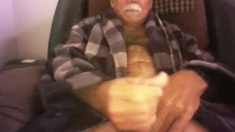 Snapshot of luv269er chatting on February 23, 2026, 5:10 pm luv269er online show from February 23, 2026, 5:10 pm