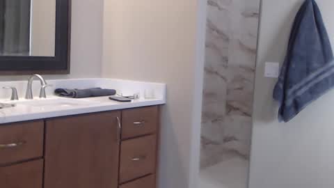 Snapshot of luv_missle chatting on March 4, 2025, 12:39 am luv_missle online show from March 4, 2025, 12:39 am