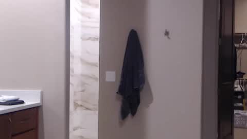 Snapshot of luv_missle chatting on March 10, 2025, 5:11 am luv_missle online show from March 10, 2025, 5:11 am